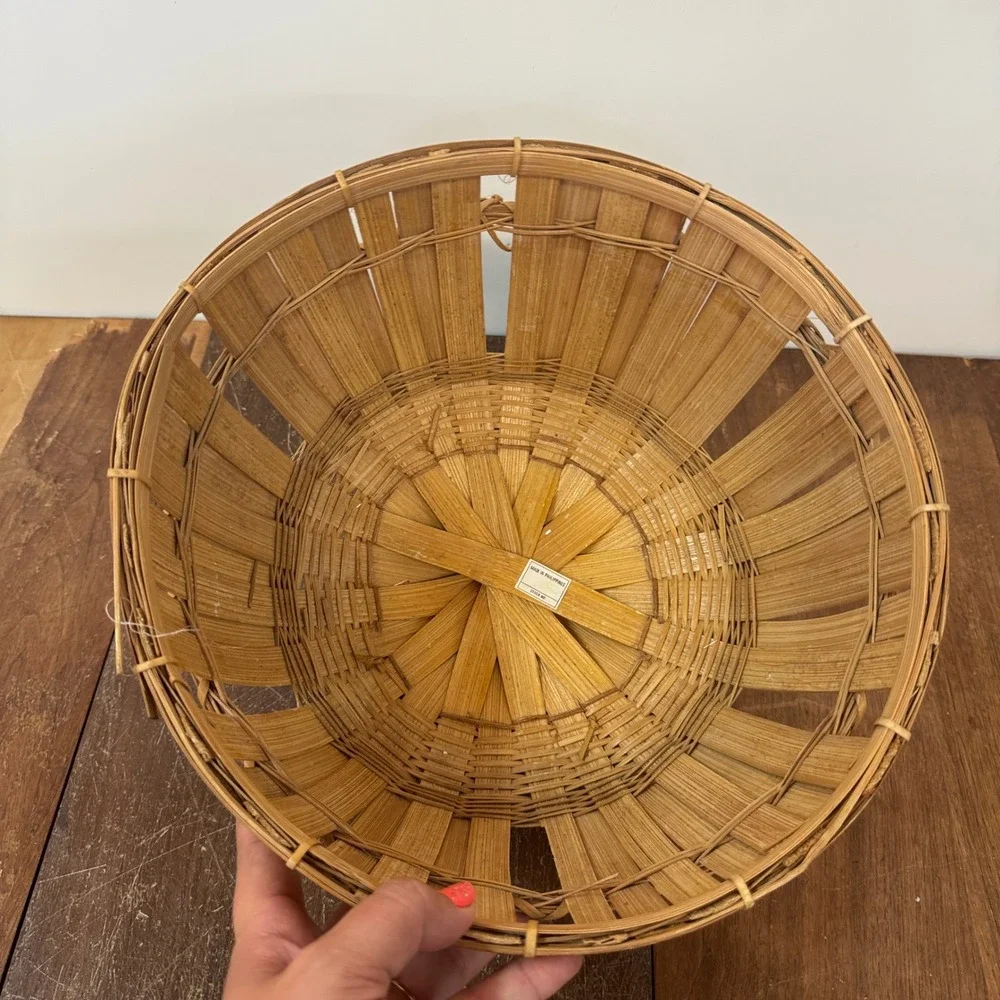 N/A vintage wicker